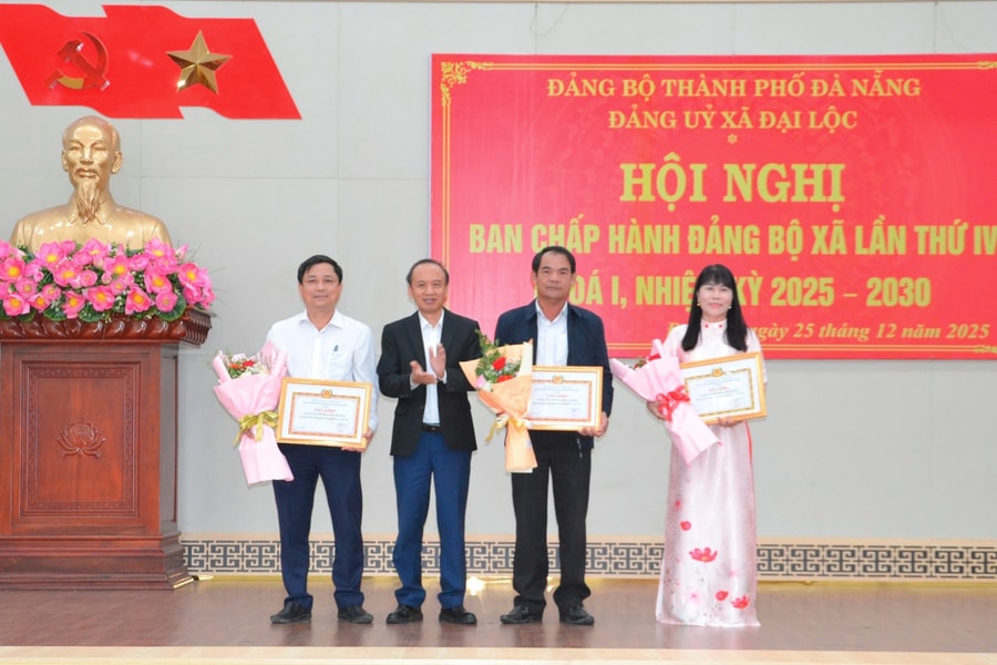 Xây dựng Đảng ở xã, phường trước yêu cầu mới