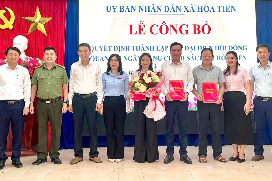 Công bố thành lập Ban đại diện Hội đồng quản trị Ngân hàng chính sách xã hội các xã Bà Nà, Hòa Tiến và Hòa Vang