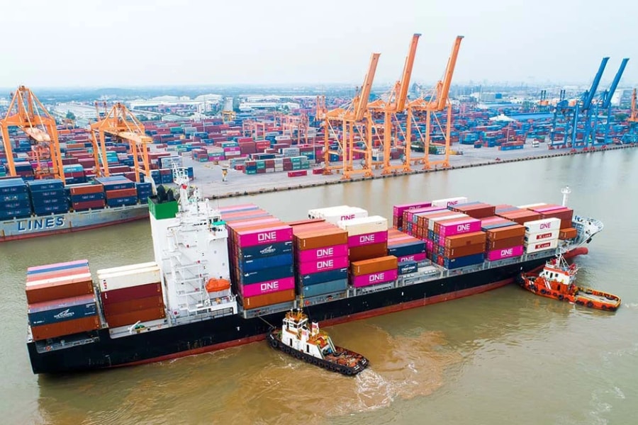 Không tự ý tăng giá cước, phụ thu bất hợp lý trước biến động giá nhiên liệu