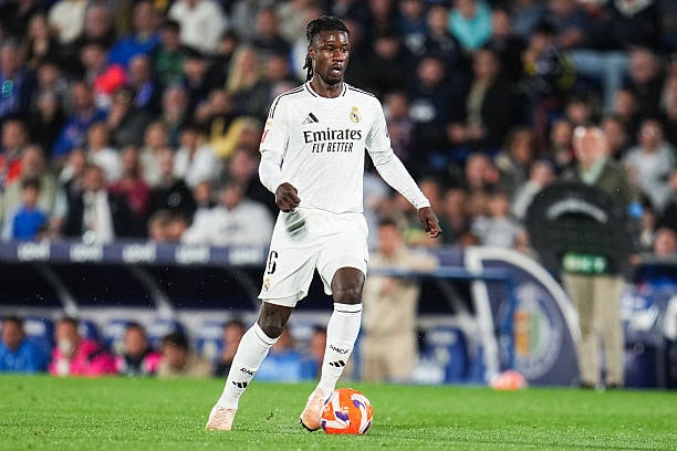 Man Utd chi 120 triệu euro chiêu mộ bộ đôi Eduardo Camavinga và Nico Paz từ Real Madrid
