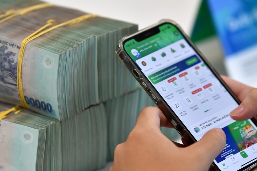 Lãi suất ngân hàng hôm nay 31/3/2026: 20 nhà băng tăng lãi suất, lập đỉnh mới 7,7%