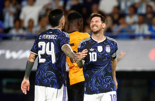 Argentina vùi dập Zambia 5-0: Messi tỏa sáng và màn trình diễn của những ngôi sao trẻ