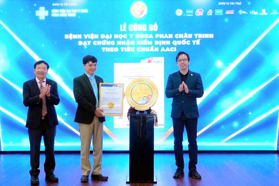Bệnh viện Đại học Y khoa Phan Châu Trinh đạt chứng nhận kiểm định quốc tế AACI