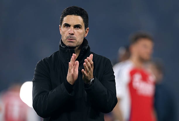 Arsenal và cơn bão rút lui khỏi ĐTQG: Vì sao CĐV Pháo thủ phớt lờ mọi chỉ trích?