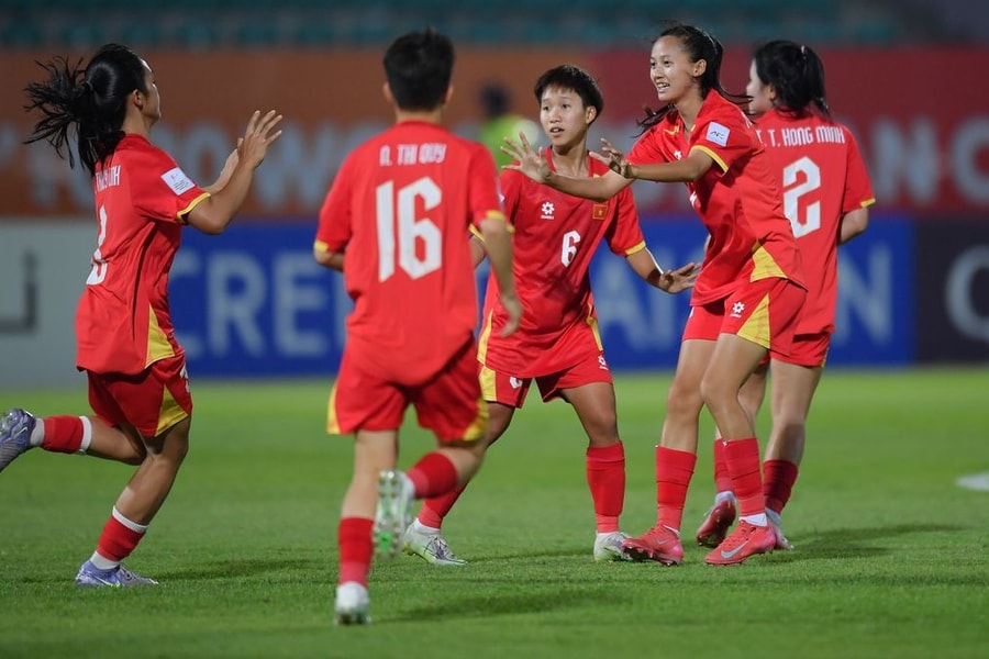 Thắng Bangladesh 1-0, U20 nữ Việt Nam nín thở chờ vé vào vòng knock-out