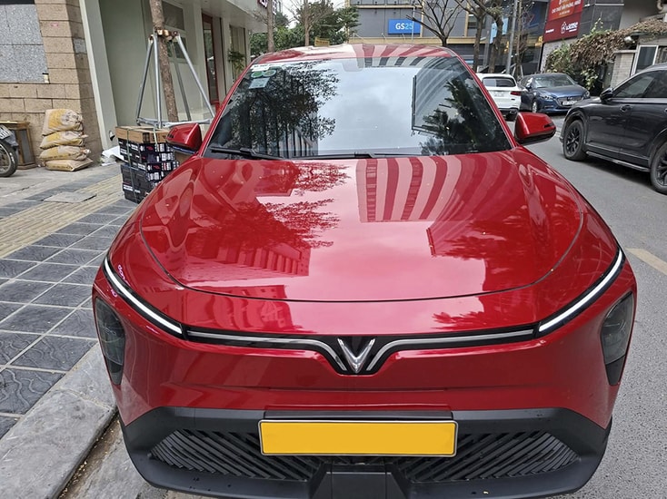 VinFast Limo Green: Xe điện 7 chỗ giải bài toán kinh doanh và phục vụ gia đình