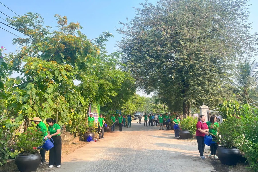 Phường Bàn Thạch xây dựng tuyến đường hoa giấy dài gần 350 mét