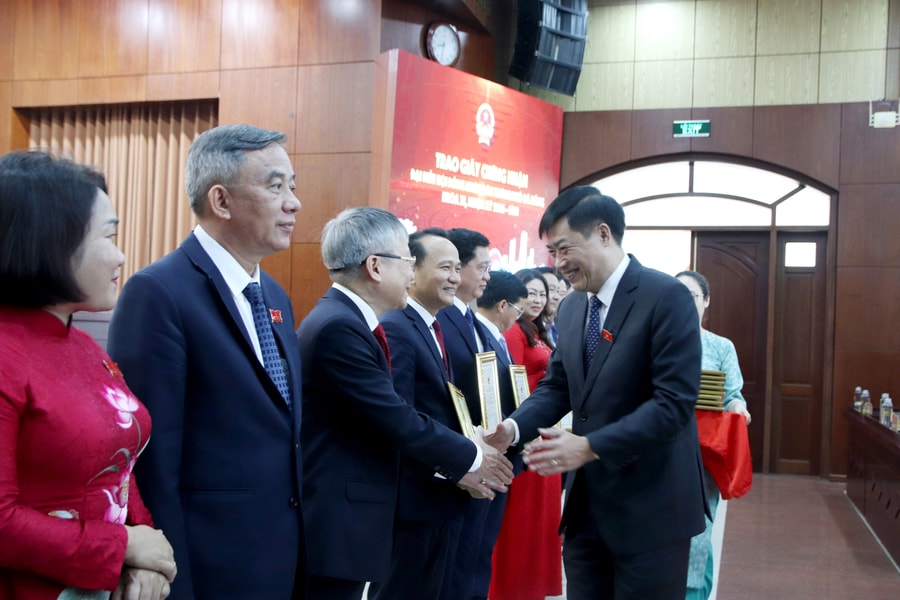 Xác nhận tư cách 76 đại biểu HĐND thành phố Đà Nẵng khóa XI
