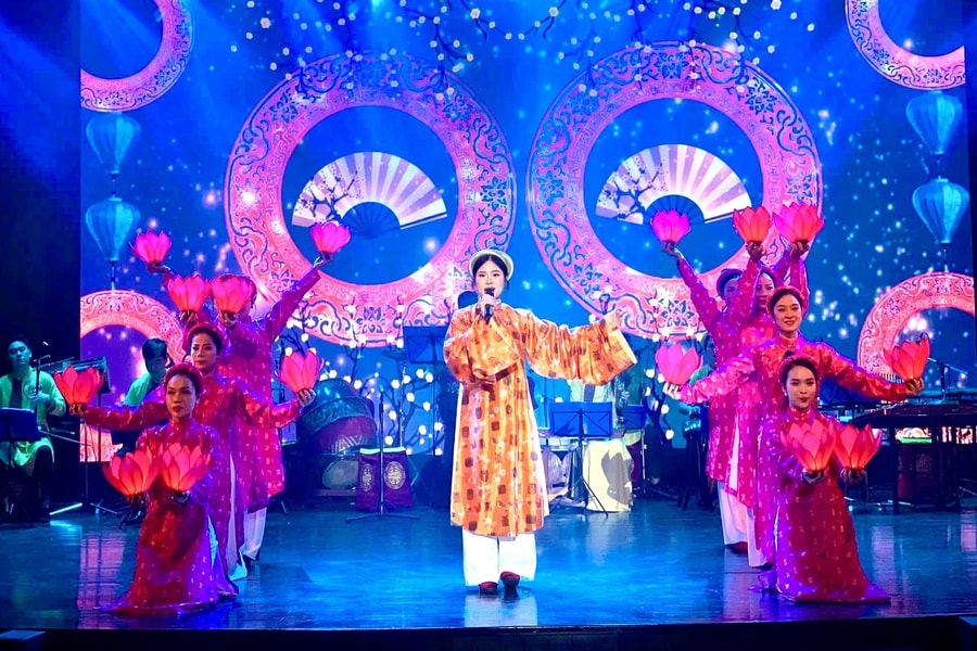 Giữ lửa chầu văn