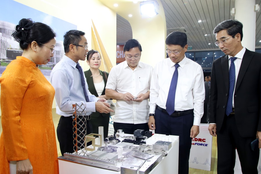 Đà Nẵng triển lãm hơn 500 sản phẩm đặc trưng, tiêu biểu