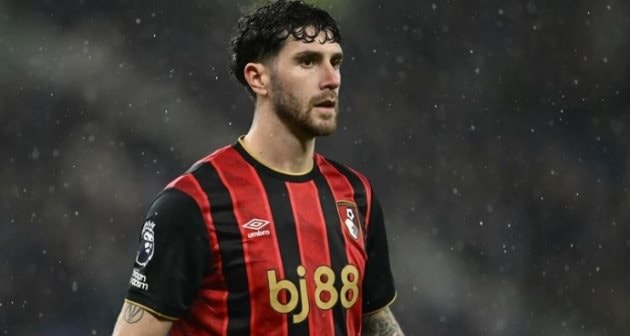 Tin chuyển nhượng 16/4: Liverpool dẫn đầu vụ Senesi, Mourinho sẵn sàng tới Newcastle