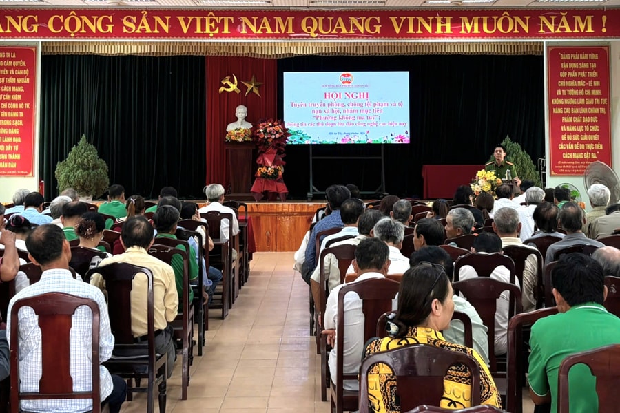 Phát động phong trào “Bình dân học vụ số”