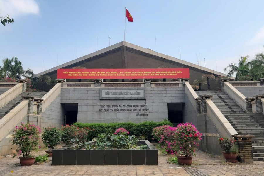 Thăm Đền Hùng xứ Nam bộ