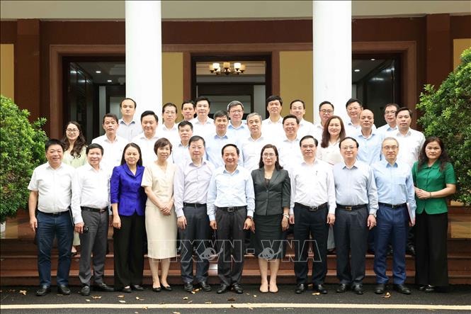 Năm cơ quan báo chí chủ lực quốc gia phải dẫn dắt dòng chủ lưu thông tin