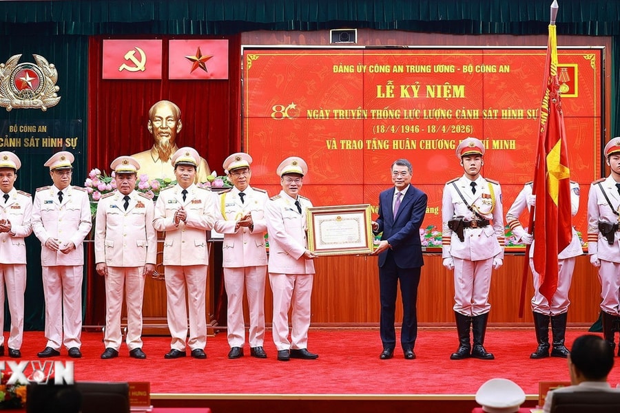 Thủ tướng: Tên gọi “Cảnh sát hình sự” mãi là niềm tin cậy của nhân dân