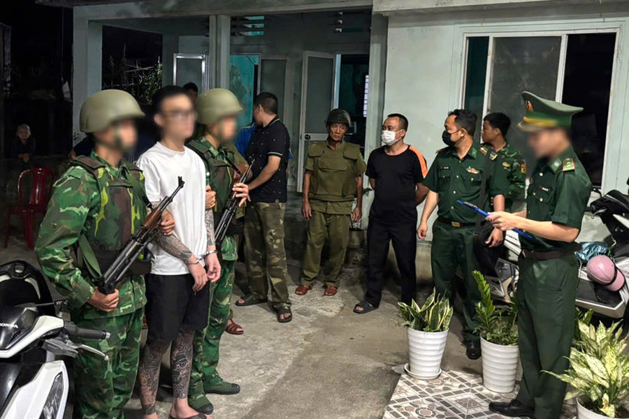 Bắt giữ đối tượng đang chấp hành án treo vẫn mua bán ma túy