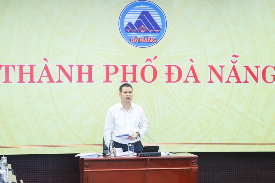 Chủ tịch UBND thành phố Nguyễn Mạnh Hùng làm việc với Ban Quản lý Khu công nghệ cao và các khu công nghiệp Đà Nẵng