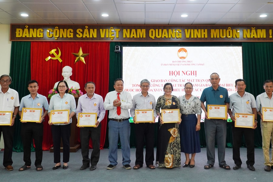 Phát huy sức mạnh khối đại đoàn kết