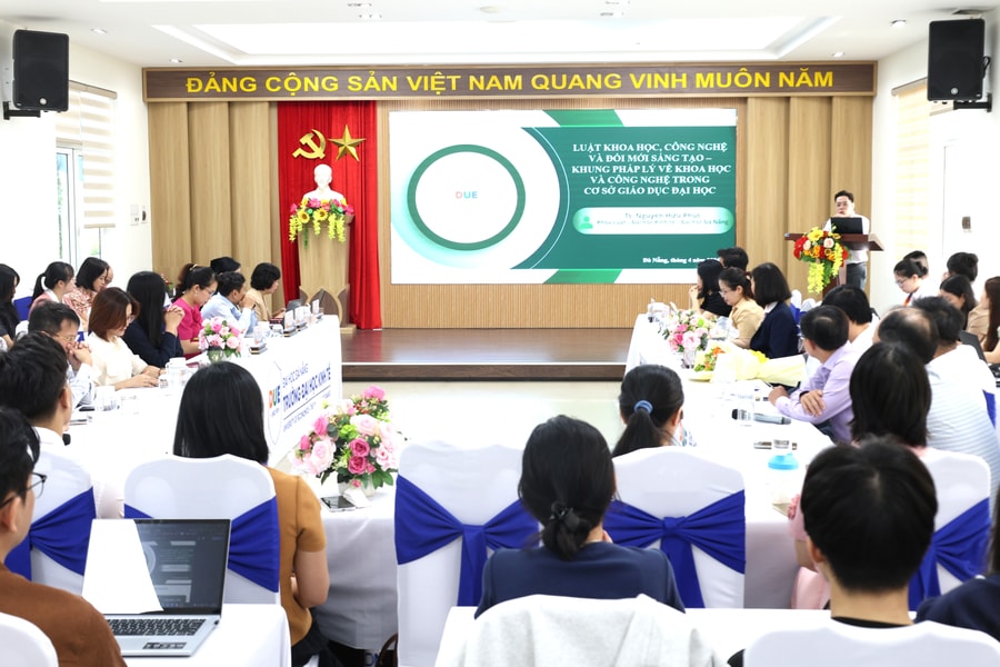 Tạo khung pháp lý phát triển khoa học, công nghệ trong cơ sở giáo dục đại học