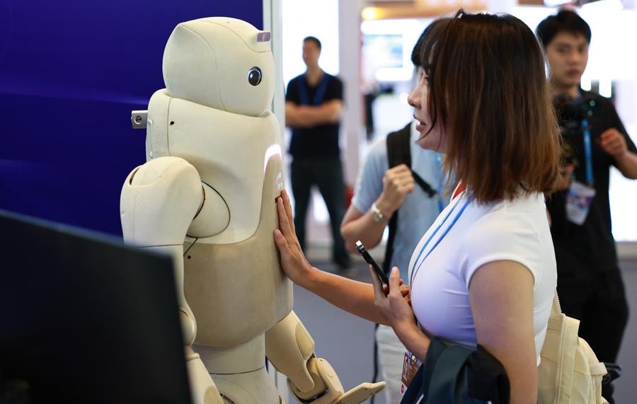 Trung Quốc, thị trường robot lớn nhất thế giới