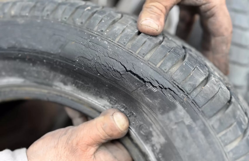 Các bộ phận ô tô dễ hư hỏng khi nắng nóng: Rủi ro tiềm ẩn trên xe xăng và xe điện