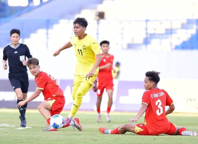 HLV Malaysia gây sốc: Mang đội hình U15 và U16 đấu U17 Việt Nam tại chung kết