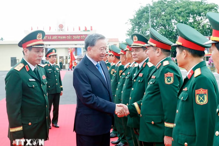 Quân khu 5 phải phát huy vai trò nòng cốt trong xây dựng nền quốc phòng toàn dân
