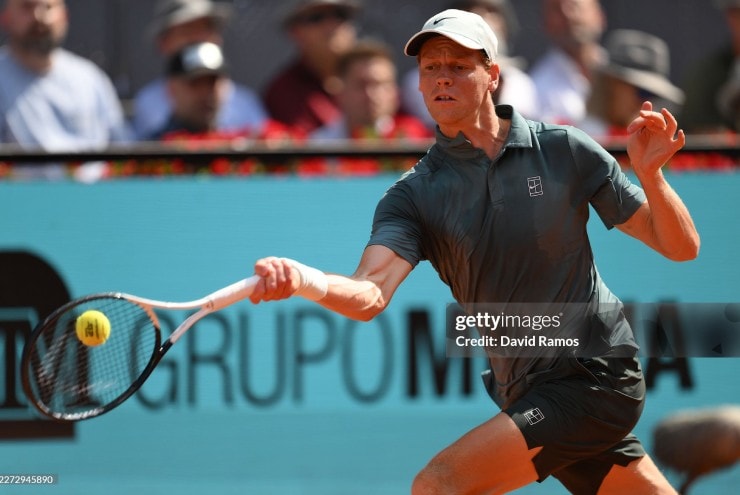 Jannik Sinner ngược dòng hạ Benjamin Bonzi sau 3 set tại Madrid Open 2026