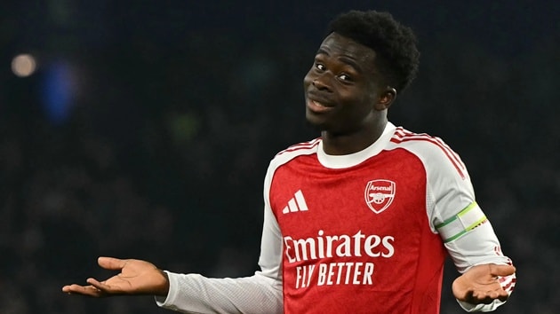Arsenal sụt giảm phong độ: Từ vị thế vô địch xuống hạng 9 khi thiếu Bukayo Saka