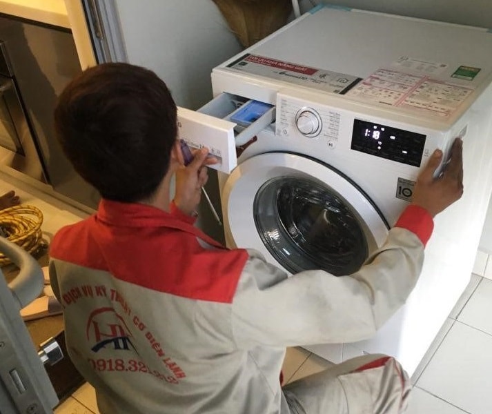 Cơ điện lạnh HK: Hướng dẫn cách xử lý máy giặt kêu to, rung lắc mạnh
