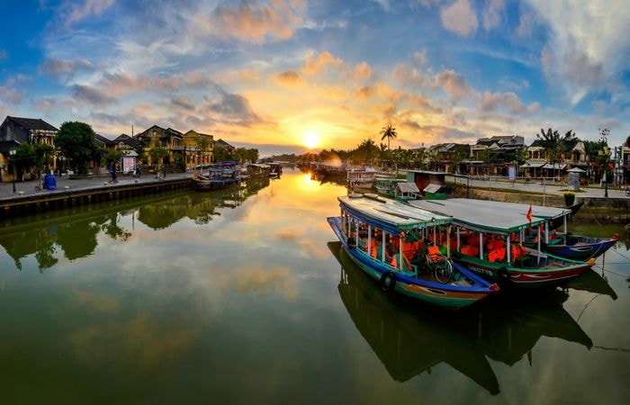 Nghĩ... khi đi bộ buổi sáng