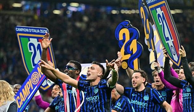 Inter Milan đánh bại Parma 2-0 để chính thức giành Scudetto thứ 21 lịch sử