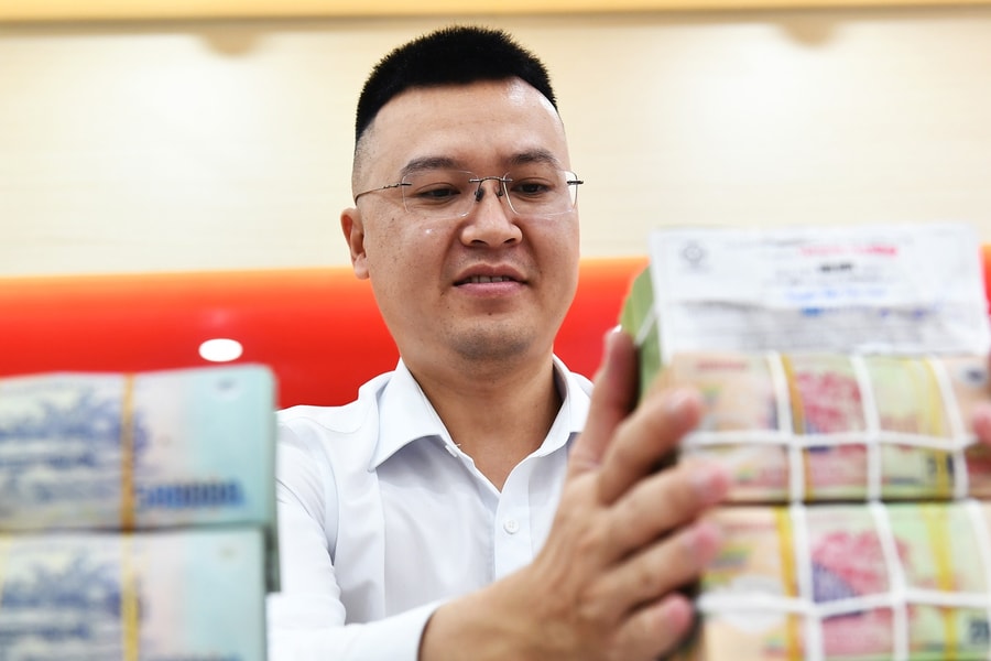 Lãi suất ngân hàng hôm nay 4/5/2026: Vietcombank áp dụng mức 7,4%/năm