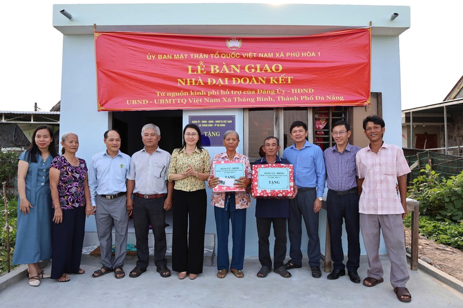 Xã Thăng Bình hỗ trợ xây nhà cho 2 hộ dân ở Đắk Lắk
