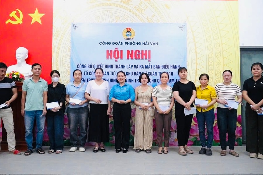 Ra mắt Tổ công nhân tự quản Khu dân cư Xuân Thiều 10