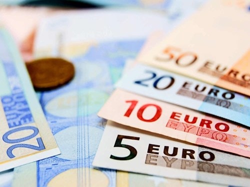 Tỷ giá Euro ngày 7/5 tăng mạnh toàn diện, mức bán ra cao nhất đạt 32.248 VND/EUR