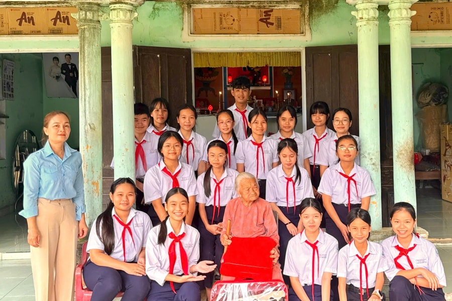 Thiếu nhi Đà Nẵng gìn giữ ký ức lịch sử
