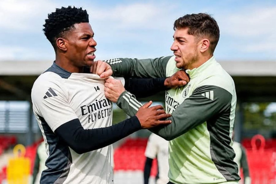 Real Madrid và bài học xương máu từ những đế chế sụp đổ vì rạn nứt phòng thay đồ