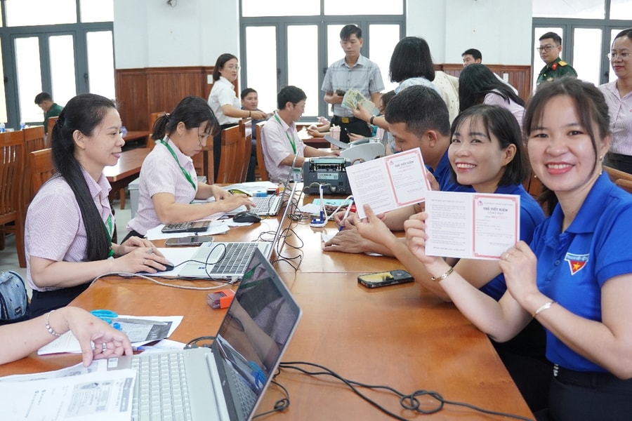 Gửi tiết kiệm chung tay vì người nghèo