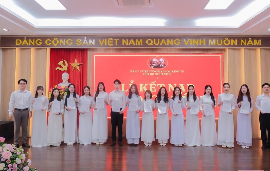 Lan tỏa lý tưởng Đảng trong sinh viên