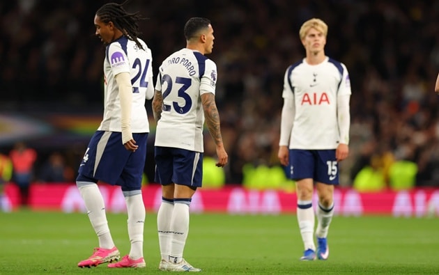Tottenham sảy chân trước Leeds: Cơ hội trụ hạng bất ngờ mở ra cho West Ham