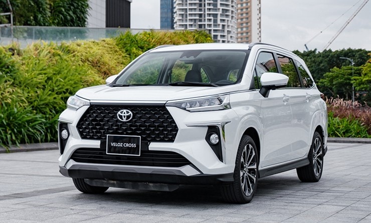 Toyota Veloz Cross 2026: Ưu đãi 100% phí trước bạ và giá lăn bánh mới nhất tháng 5/2026