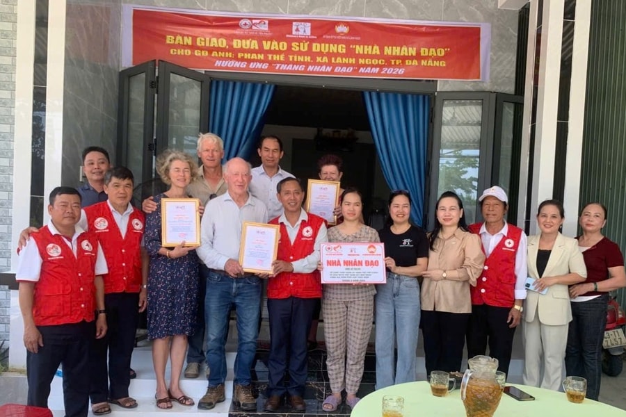 Khởi công và bàn giao nhà nhân đạo cho các hoàn cảnh khó khăn