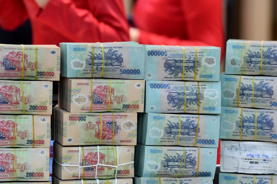 Lãi suất ngân hàng 14/5/2026: Mốc 7% thu hẹp, Sacombank dẫn đầu với 7,7%