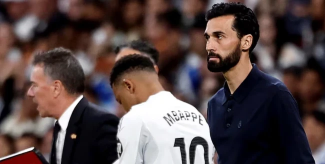 Real Madrid thắng Real Oviedo: Đỉnh điểm xung đột giữa Arbeloa và Kylian Mbappe