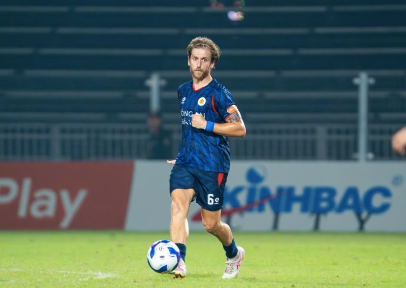 Tiền vệ Stefan Mauk: Thu nhập tại V.League đang vượt xa giải Vô địch Quốc gia Úc
