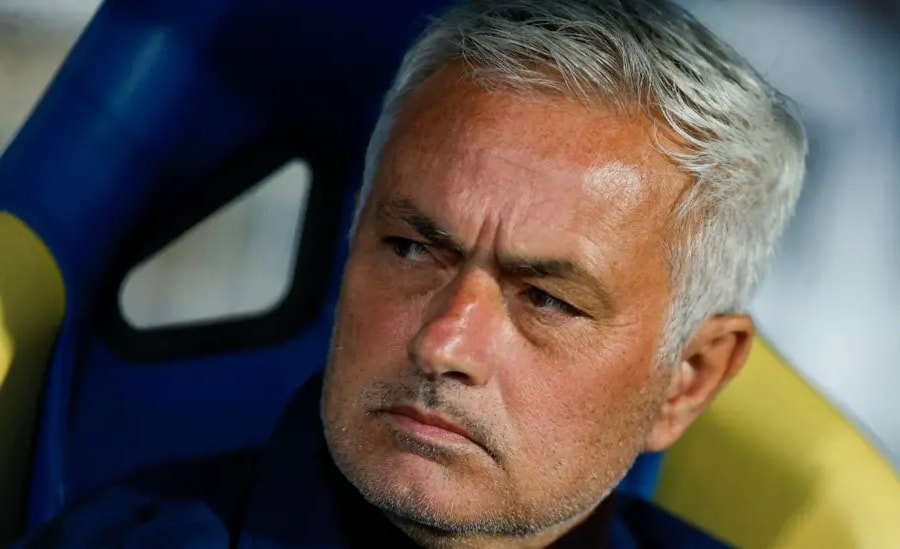 Jose Mourinho và nghịch lý tại Benfica: Bất bại cả mùa vẫn trắng tay
