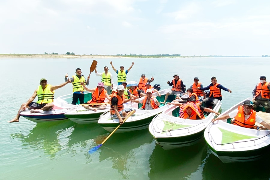 Tính toán sống chung với... lũ
