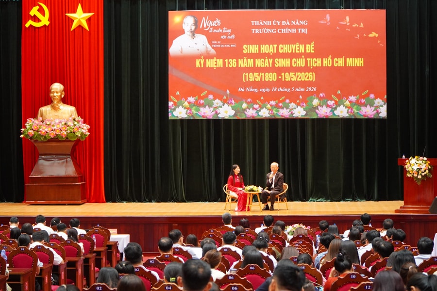 Trường Chính trị thành phố Đà Nẵng sinh hoạt chuyên đề kỷ niệm 136 năm ngày sinh Chủ tịch Hồ Chí Minh