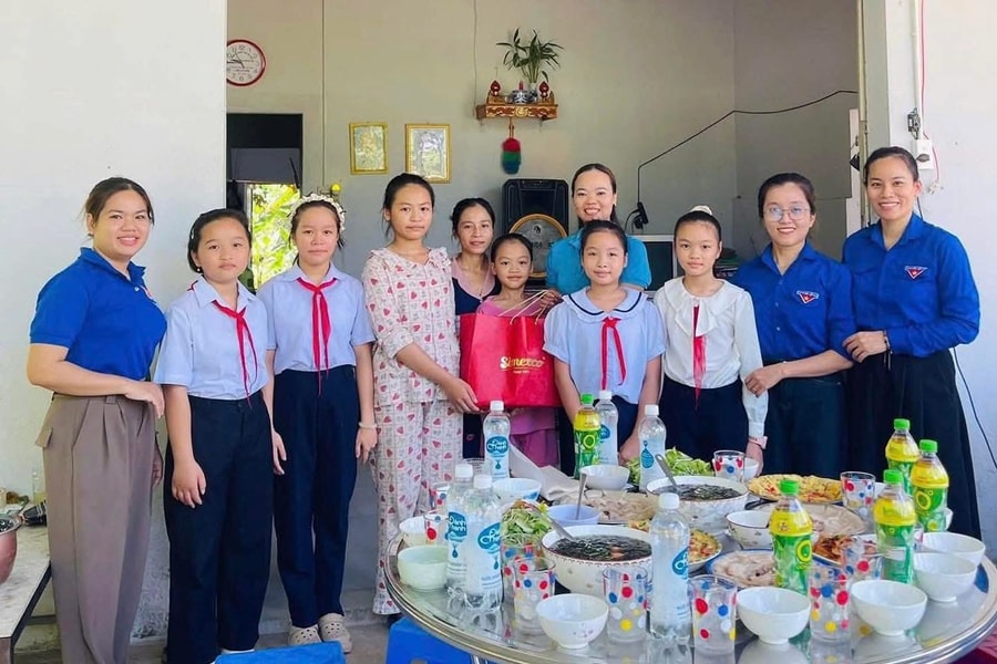 Lan tỏa tinh thần làm theo lời Bác